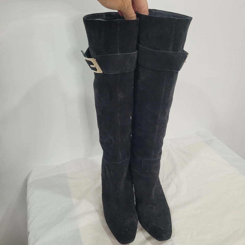 Gucci Suede Boots with Buckle - Picture 10 of 10